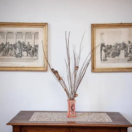 Medici Chapels Apartment, Near The Duomo!! Apartment *