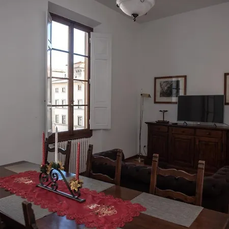 Apartment Medici Chapels Apartment, Near The Duomo!!