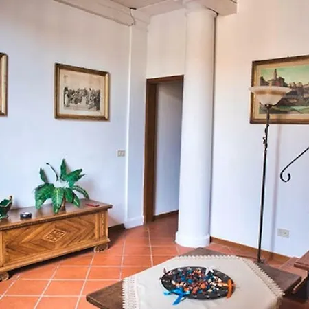 Medici Chapels Apartment, Near The Duomo!! Apartment *