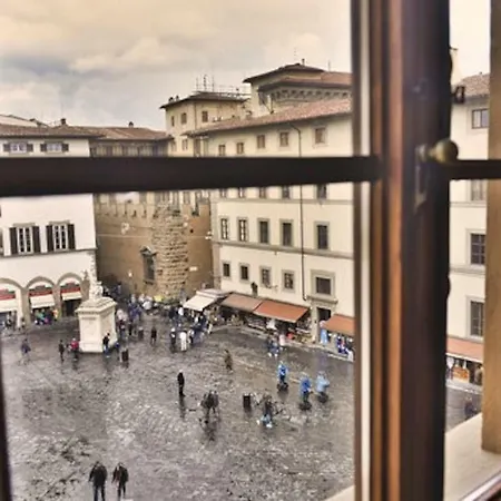 Medici Chapels Apartment, Near The Duomo!! Florence